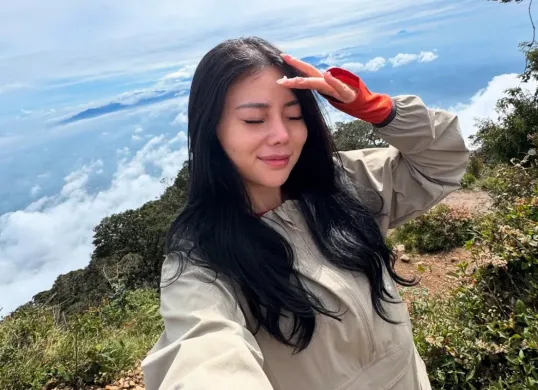 Potret Wendy Walters yang kini disorot warganet usai terlihat mesra dengan seorang pria. (Sumber: Instagram/wendywalters)