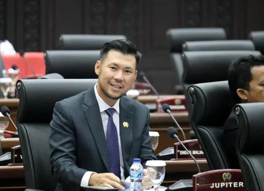 Ketua Fraksi NasDem DPRD DKI Jakarta, Jupiter. (Sumber: Kominfotik DPRD DKI Jakarta)
