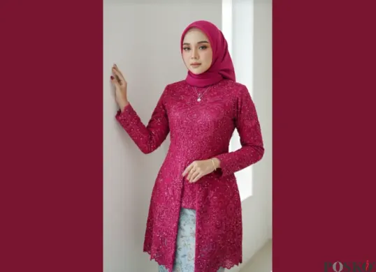 Edit Foto Pakai Kebaya Tanpa Ubah Wajah di Gemini AI (Sumber: TikTok/@ayunie_risky18)