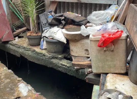 Lokasi di RW 13, Kelurahan Kemanggisan, Kecamatan Palmerah, Jakarta Barat, yang masih menjadi tempat BAB warga. (Sumber: Istimewa)