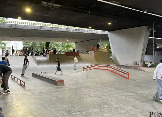 Ilustrasi skate park di Jakarta. (Sumber: POSKOTA | Foto: Pandi Ramedhan)