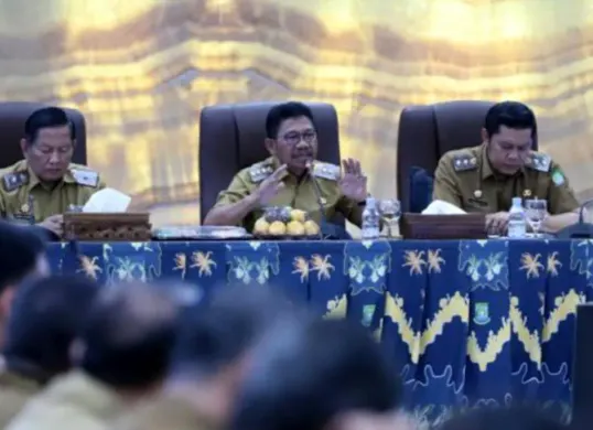 Wali Kota Tangerang, Sachrudin bersama Wakil Wali Kota, Maryono memimpin Rapat Kewilayahan di Pusat Pemerintahan Kota Tangerang, Senin, 3 November 2025. (Sumber: Istimewa)