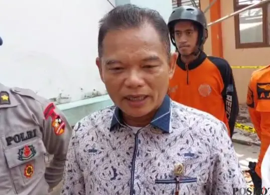 Anggota Komisi V DPRD Jabar, Dede Candra Sasmita meminta Pemkab Bogor mengaudit bangunan sekolah negeri dan swasta. (Sumber: Poskota/Giffar Rivana)