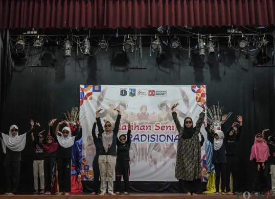 Semangat Siswa SLB ikuti Pelatihan Tari Tradisonal 