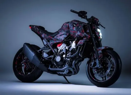 Honda memamerkan V3R 900 E-Compressor Prototype di EICMA 2025 Milan. (Sumber: Honda Global)