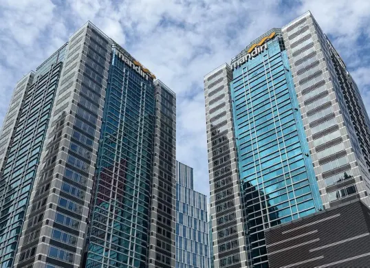 Kinerja pembiayaan berkelanjutan Bank Mandiri terus meningkat hingga Rp310 triliun pada kuartal III-2025. (Sumber: Istimewa)