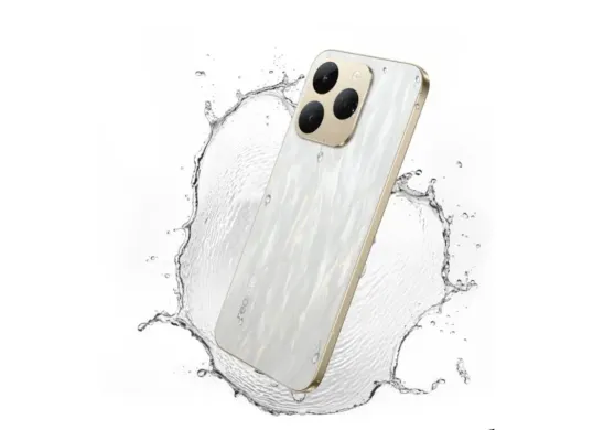 Cek review HP Realme 15T 5G. (Sumber: realme)