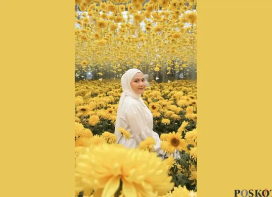 Edit Foto di Taman Bunga Matahari Aesthetic Pakai Gemini AI (Sumber: TikTok/@dapur_ummah99)