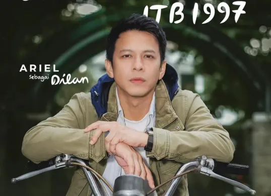 Nazril Irham alias Ariel NOAH resmi diumumkan sebagai pemeran Dilan dalam dua proyek film terbaru, yakni Dilan ITB 1997 dan Dilan Amsterdam. (Sumber: Instagram/@falconpictures_)
