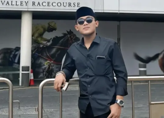 Profil Gus Elham Yahya, Pendakwah Muda dari Kediri yang Viral di Media Sosial (Sumber: Instagram/@Ellhamyahya)