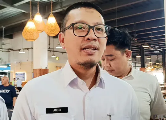 Kepala Kantor Imigrasi Kelas I Non-TPI Kota Bekasi, Anggi Wicaksono. (Sumber: POSKOTA | Foto: Nurpini Aulia Rapika)