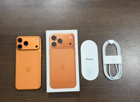 Harga dan stok iPhone 17 Pro Max 256GB Cosmic Orange di iBox. (Sumber: X/@Ricky_customs)
