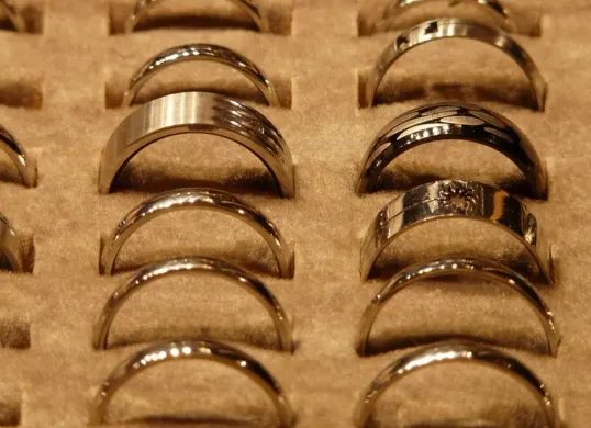 Ilustrasi - Harga emas perhiasan hari ini kembali naik. (Sumber: Pixabay/Hans)