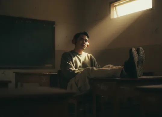 Prompt Gemini AI untuk edit foto hasil sinematik. (Sumber: Poskota/Gemini AI Generated)