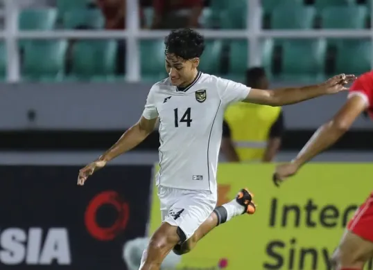 Potret Rafael Struick yang dipanggil untuk mengikuti laga Timnas Indonesia U-22 vs Mali U-22. (Sumber: Instagram/@rafaelstruick)