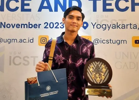 Rizky Aflaha, warga asal Kecamatan Tigaraksa, Kabupaten Tangerang berhasil meraih gelar Doktor termuda di UGM. (Sumber: Istimewa)