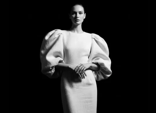 8 prompt google Gemini AI untuk hasil foto bak model (Sumber: Gemini AI)