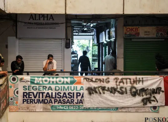 Aksi Pentupan Kios Pasar Pramuka