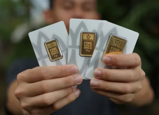 Emas Putih Turun Tipis Minggu Ini: Apa yang Terjadi pada 16 November 2025? (Sumber: Pinterest)