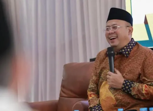 Wakil Ketua DPR RI, Cucun Ahmad Syamsurija tengah menjadi pusat perhatian publik setelah pernyataannya mengenai program Makan Bergizi Gratis (MBG) memantik kontroversi. (Sumber: Instagram/@cucunsyamsurijal)