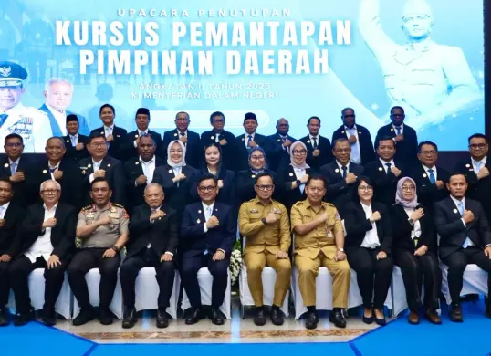 Acara penutupan Kursus Pemantapan Pimpinan Daerah (KPPD) Angkatan II Tahun 2025 di Gedung Sasana Bhakti Praja, Kantor Pusat Kemendagri, Jakarta, Selasa, 18 November 2025. (Sumber: Dok. Istimewa)