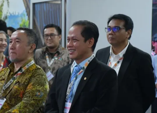 Menteri Lingkungan Hidup, Hanif Faisol menghadiri Konferensi Iklim Dunia (COP30) di Brasil. (Sumber: Dok. Kementerian LH)