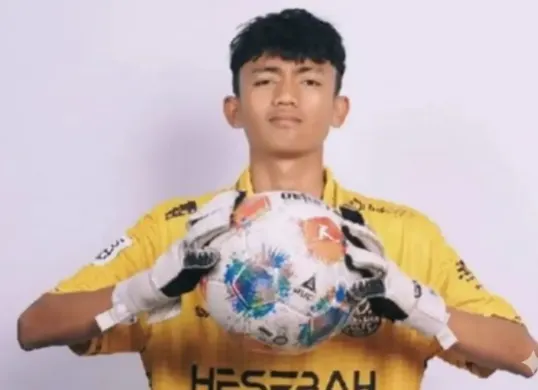 Pesepakbola asal Bandung, Riski Nur Fadhilah yang jadi korban pengiriman ke Kambojan yang viral. (Sumber: Instagram)