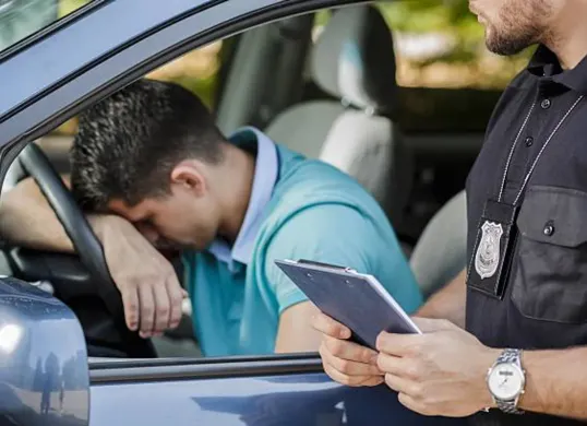 Tips aman lolos dari Operasi Zebra 2025 biar tidak kena tilang polisi (Sumber: Pexels.com (Katarzyna))