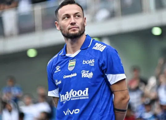 Persib Bandung Kembali Berlaga! Marc Klok Tak Sabar Hadapi Dewa United (Sumber: Dok/Ileague)
