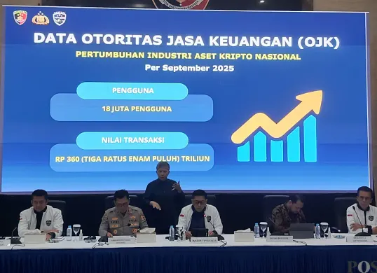Konferensi pers terkait kasus akses ilegal yang menargetkan platform perdagangan aset kripto internasional di Bareskrim Polri, Jakarta Selatan, Kamis, 20 November 2025. (Sumber: POSKOTA | Foto: Ali Mansur)