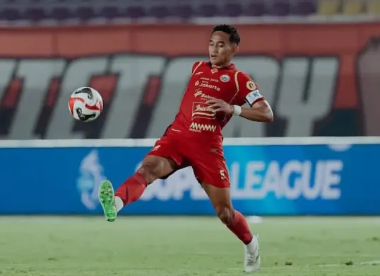Potret kapten Persija Jakarta, Rizky Ridho yang berhasil masuk nominasi Puskas Award 2025. (Sumber: Instagram/@rizkyridhoramadhani)