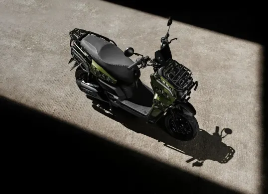 Motor listrik Tyranno mencatat ribuan pemesanan dan meraih penghargaan “The Best Low Electric Motorcycle 2025”. (Sumber: Dok. Indomobil eMotor)