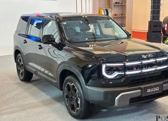 BAIC BJ30 Hybrid FWD tampil perdana di GJAW 2025. (Sumber: Poskota/Erwan Hartawan)