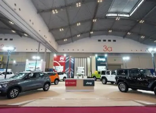 Citroen menampilkan C3, eC3, dan C3 Aircross di GJAW 2025, ICE BSD City, Kabupaten Tangerang. (Sumber: Dok. Citroen)