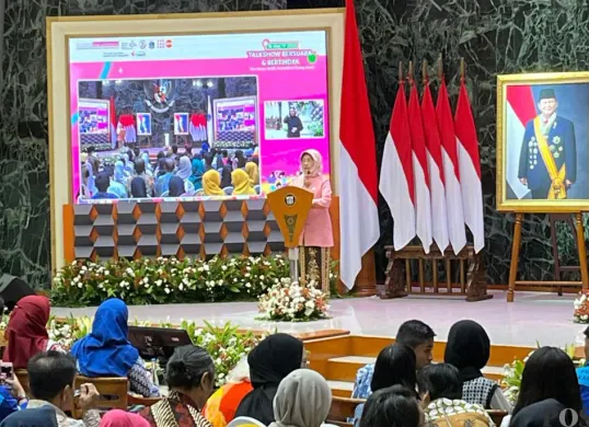 Ketua Komnas Perempuan, Maria Ulfah Anshor di Balai Kota DKI Jakarta, Sabtu, 22 November 2025. (Sumber: POSKOTA | Foto: Pandi Ramedhan)