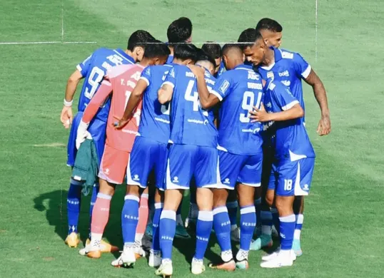 Laga Persib Bandung vs Lio City Sailors akan berlangsung malam hari ini. (Sumber: Instagram/@persib)