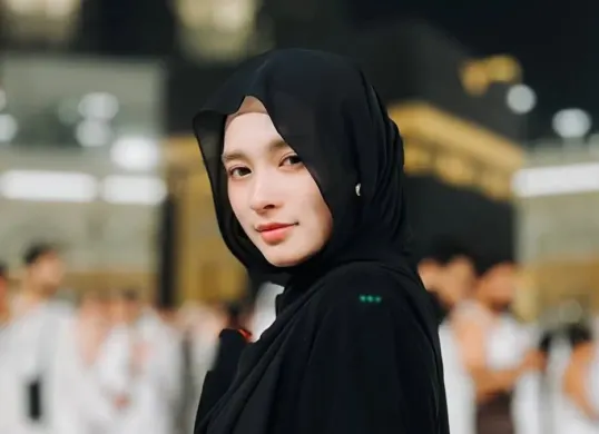 Inara Rusli melayangkan laporan ke Bareskrim Polri (Sumber: Instagram/@mommy_starla)