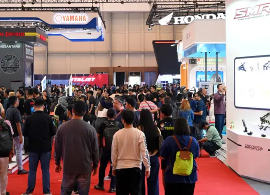 Suasana IMOS 2025 di ICE - BSD City, Kabupaten Tangerang, berhasil menarik lebih dari 100 ribu pengunjung. (Sumber: Dok IMOS)