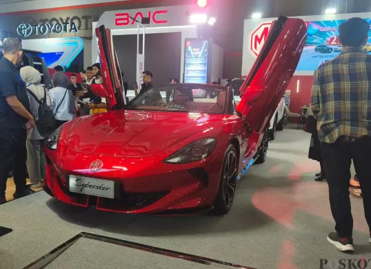 MG Motor Indonesia ikut meramaikan GIIAS Bandung 2025 dengan memperkenalkan model terbaru dan teknologi kendaraan listrik. (Sumber: Poskota/Erwan Hartawan)