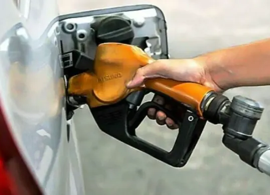 SPBU Swasta Tolak BBM Pertamina: Polemik Kandungan Etanol 3,5 Persen yang Jadi Perdebatan (Sumber: Pinterest)