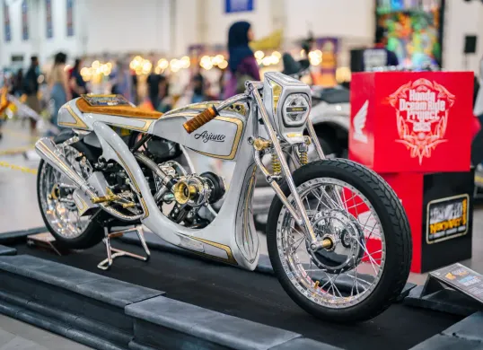 Karya modifikasi Honda Stylo160 dari Vulla Hendrata terpilih wakili Indonesia di Mooneyes Yokohama 2025. (Sumber: AHM)