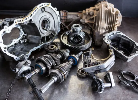 Pelajari cara menghitung CC motor dengan mudah dan akurat, mulai dari rumus manual hingga bantuan aplikasi. (Sumber: Wahana Honda)