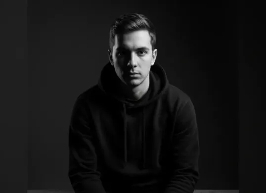 Gemini AI ubah foto biasa jadi portrait sinematik ala model! (Sumber: Gemini)