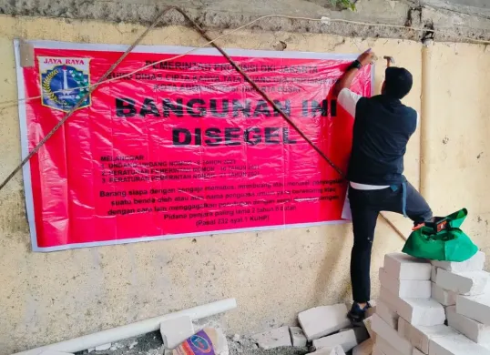 Penghentian dua proyek bangunan bermasalah di wilayah Menteng dan Gambir, Jakarta Pusat. (Sumber: Dok. Istimewa)