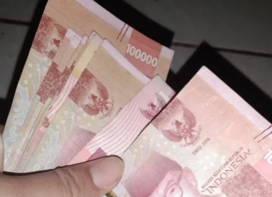 Jangan Lewatkan! DANA Gratiskan Saldo hingga Ratusan Ribu Rupiah untuk Nomor HP Terpilih (Sumber: Pinterest)