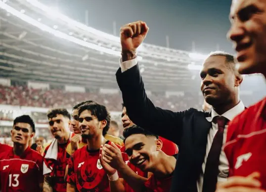 Patrick Kluivert kirim pesan menyentuh jelang laga Timnas Indonesia vs Irak. (Sumber: Instagram)