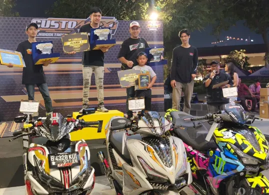 Persaingan ketat warnai Yamaha CustoMAXI 2025 Jabodetabek di QBig BSD City, Kota Tangerang Selatan. (Sumber: Poskota/Erwan Hartawan)