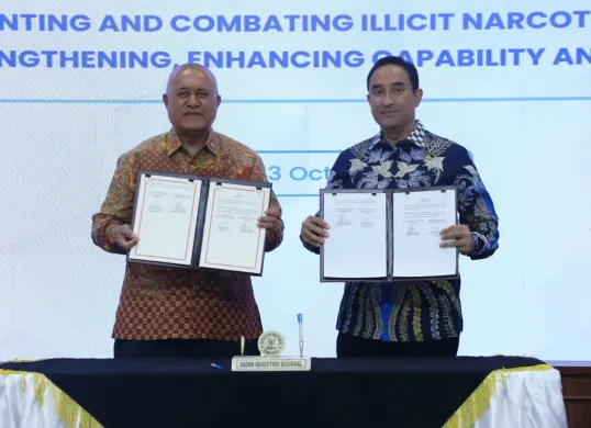 Penandatanganan MOU antara BNN dan Minister of Policing Fiji di Gedung BNN, Cawang, Jakarta Timur, Senin, 13 Oktober 2025. (Sumber: Dok. BNN)