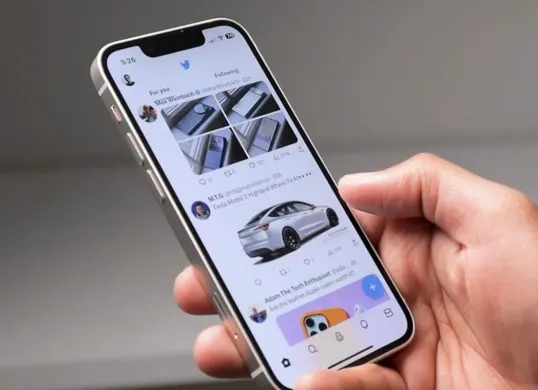 iPhone 13 Mini apakah masih layak di tahun 2025? (Sumber: YouTube/Spixel)