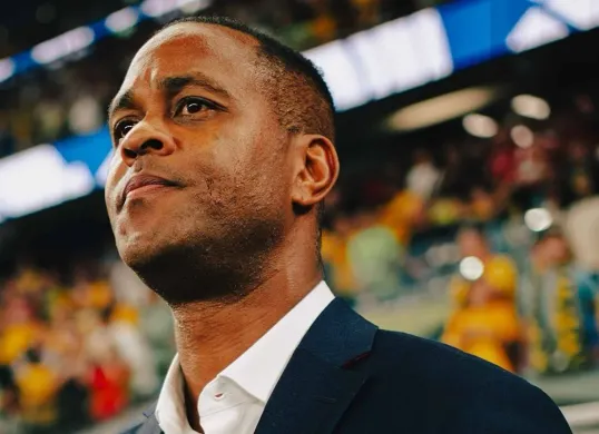 Patrick Kluivert resmi dipecat dari kursi pelatih Timnas Indonesia. (Sumber: Instagram/@erickthohir)